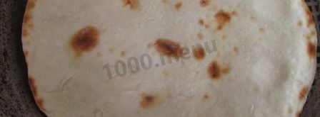 рулет из домашнего лаваша с начинкой. Шаг 7