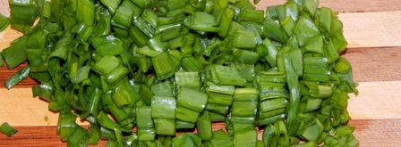 рулет с луком и яйцом в духовке. Шаг 6