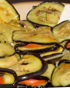 Рулетики из баклажанов