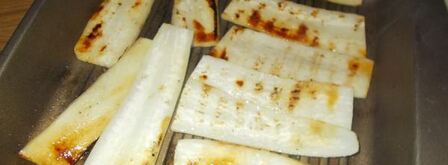 рулетики из свинины с черносливом и ореховым песто. Шаг 12