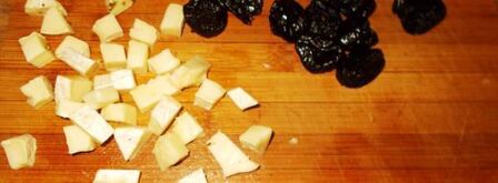 рулетики из свинины с черносливом и ореховым песто. Шаг 8