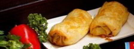 рулетики из теста фило с крабово-сырной начинкой. Шаг 8