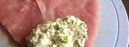 рулеты из индейки с творогом и зеленью. Шаг 4