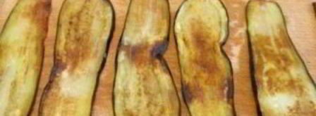 рулеты с грибами из баклажанов. Шаг 3