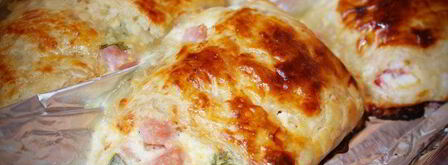 слоеные рулетики с ветчиной, сыром и базиликом. Шаг 5