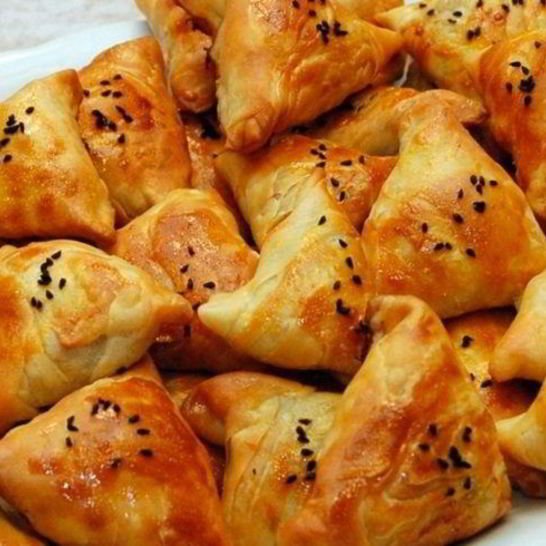 Рецепт самсы из слоеного теста с мясом