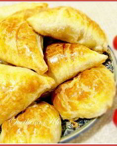 Самса с мясом и помидорами