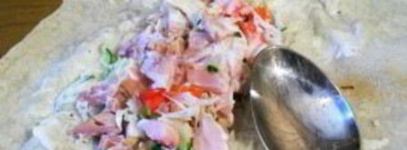 шаурма с копченой курицей. Шаг 8