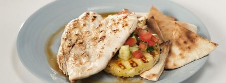 шаверма с курицей на тарелке. Шаг 6