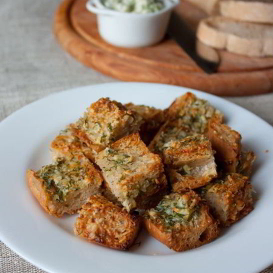 Рецепт чесночных сухариков из чабатты