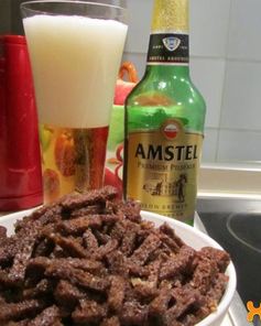 Сухарики из черного хлеба с чесноком