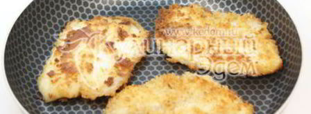 тилапия в сухариках. Шаг 6