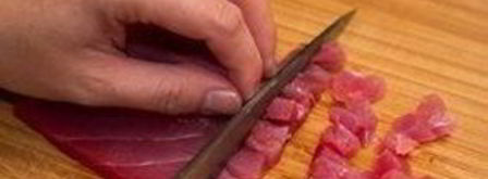 суши с тунцом. Шаг 3