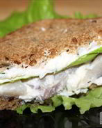 Сэндвич с селедкой