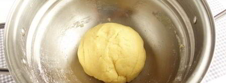 песочные тарталетки с пудингом и сливой. Шаг 6