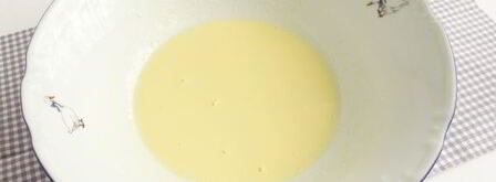 песочные тарталетки с пудингом и сливой. Шаг 7