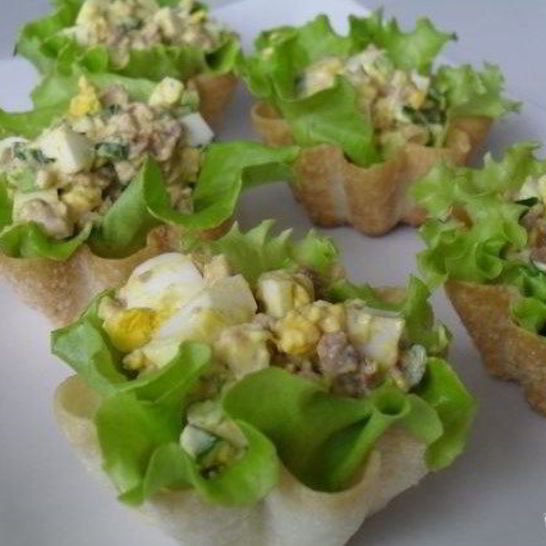 Рецепт тарталеток с печенью трески и яйцом