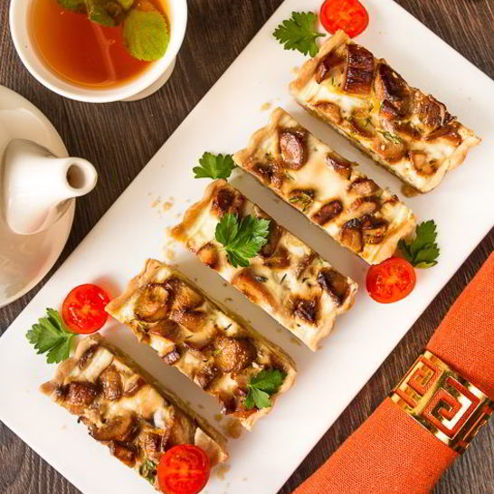 Рецепт тарта с белыми грибами и луком-пореем