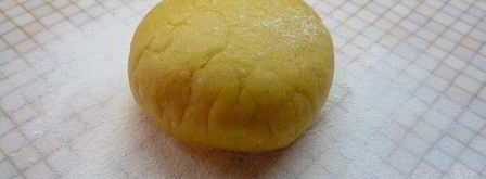 тарт с листьями молодого салата, помидорами и овечьей брынзой. Шаг 4