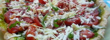 тарт с листьями молодого салата, помидорами и овечьей брынзой. Шаг 9