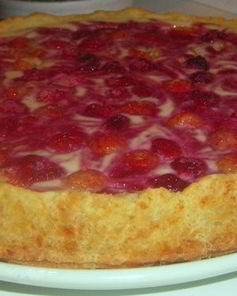 Творожный тарт с малиной и заварным кремом