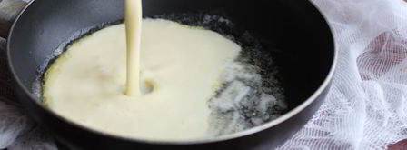 тост с яичницей-болтуньей и семгой. Шаг 6