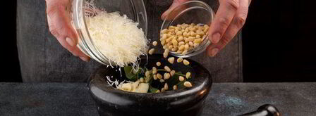 тосты с креветками и песто. Шаг 3