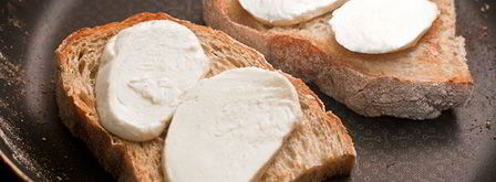 тосты с яйцом-пашот и моцареллой. Шаг 4