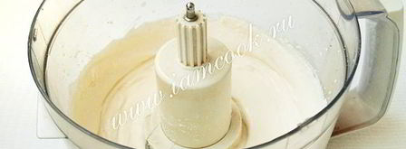 торт яичница с персиками и шоколадом. Шаг 4