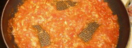 яичница с томатами uova al pomodoro. Шаг 5