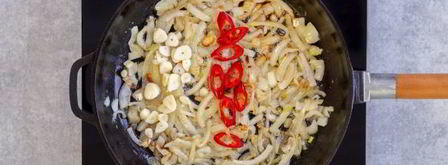 яичница со шпинатом. Шаг 8