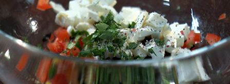 закуска из огурцов с фетой и болгарским перцем. Шаг 4