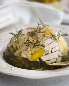 Заливное из курицы и пасты