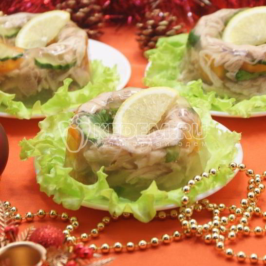 Рецепт заливного из курицы новогоднее