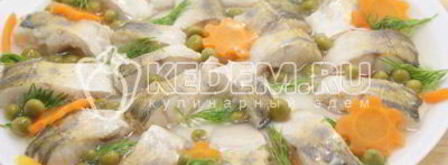 заливное из судака праздничное. Шаг 10