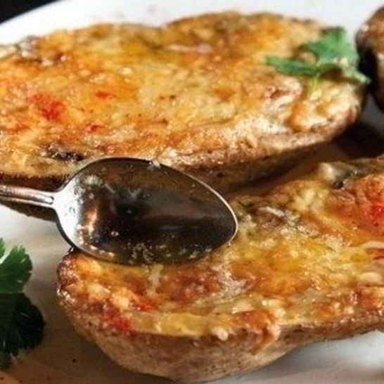 Рецепт грибного жульена в картофеле под сыром