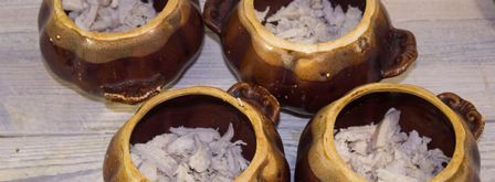 жульен в горшочке с курицей и грибами. Шаг 17