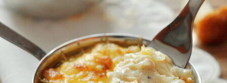 жюльен из курицы с грибами. Шаг 10